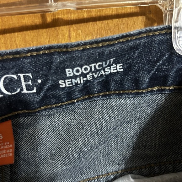 The Childrens Place Bootcut Jeans Dark Wash Kids Size 16 - Picture 5 of 6